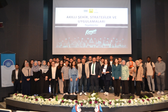 Konya Büyükşehir Mühendislik Öğrencilerine “Akıllı Şehir, Stratejiler ve Uygulamaları” verdi