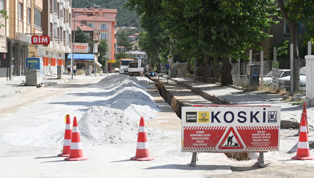 KOSKİ Akşehir'de içme suyu şebeke ıslahının yarısını tamamladı!