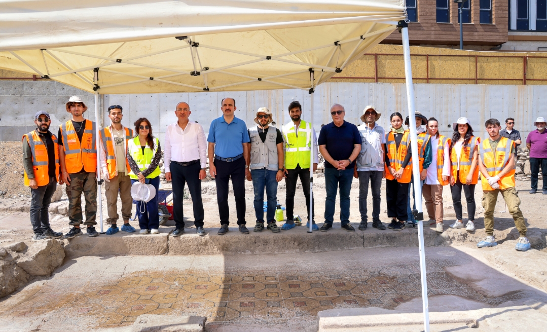 Başkan Altay ve Başkan Kavuş Şükran Mahallesi Arkeolojik Park Alanında İncelemelerde Bulundu