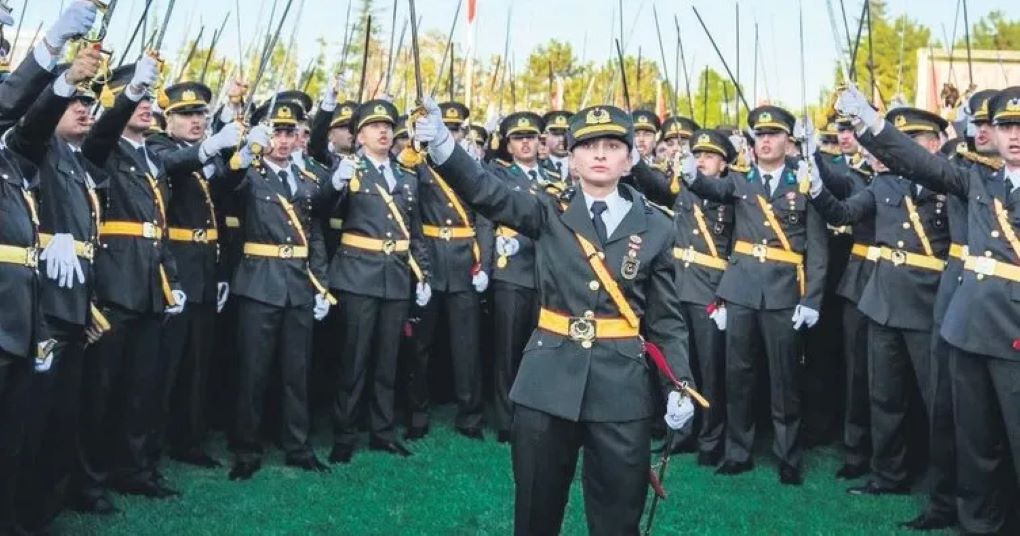 MSB'den “teğmenler” açıklaması: Disiplin dışı eylemlere müsamaha yok!