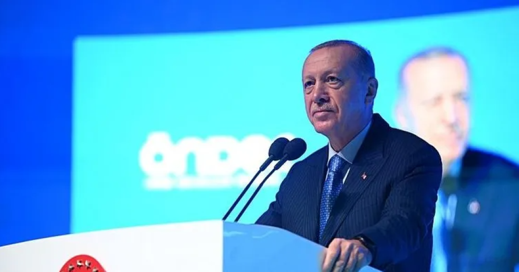 Cumhurbaşkanı Erdoğan: Minareler Ezansız Kalmasın Diye Varız! 'Teğmenler'e: Bu Kılıçları Kime Çekiyorsunuz? 