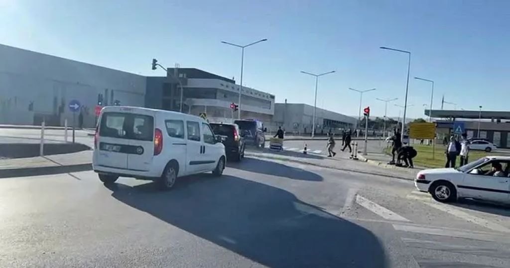 Ankara TUSAŞ tesislerine terör saldırısı! 4 şehid 14 yaralı!