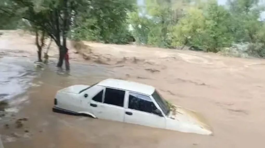 Konya’da Sağanak Yağış Sele Dönüştü!