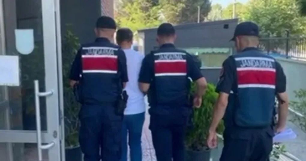 FETÖ’nün Finans Ayağına Darbe! 77 Şüpheli Yakalandı, 56 Kişi Tutuklandı!