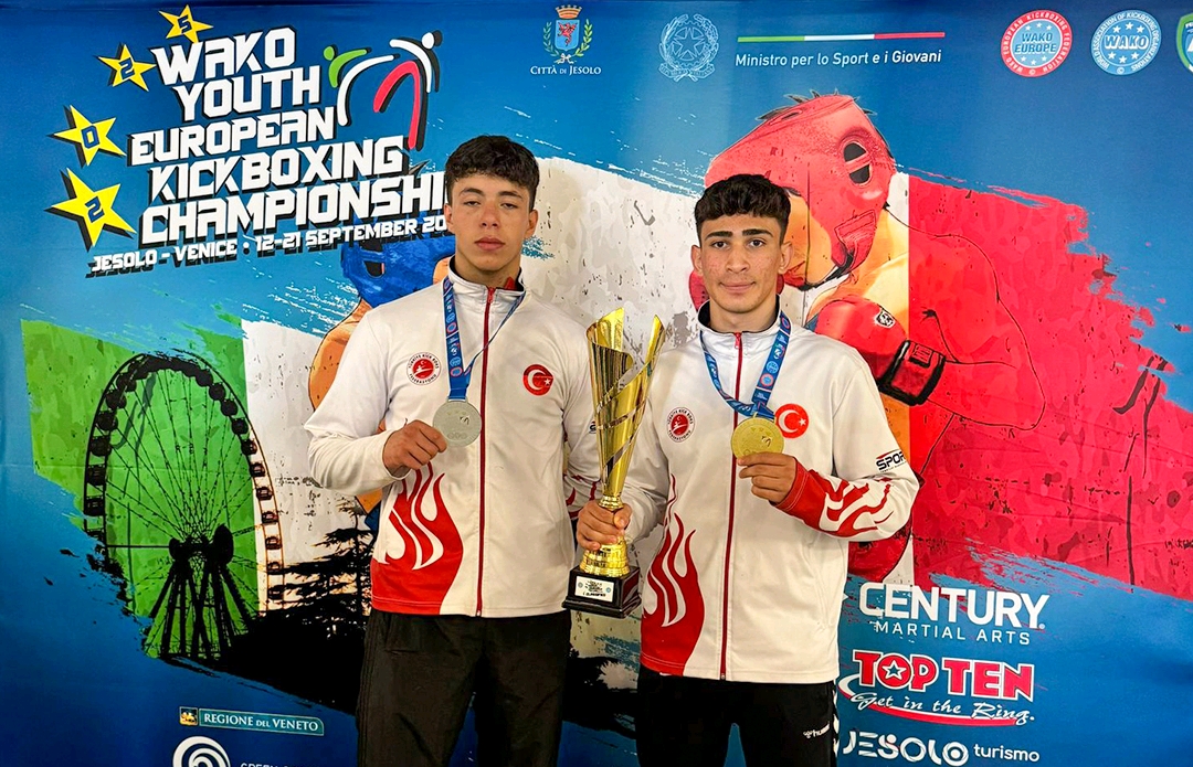 Avrupa Kick Boks Şampiyonası’nda Meram Rüzgârı