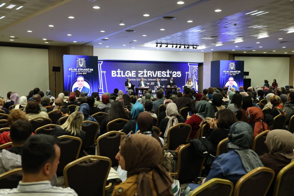 Konya Büyükşehir “Uluslararası BİLİMUM Geleceğin Eğitimi Zirvesi”ne Ev Sahipliği Yaptı