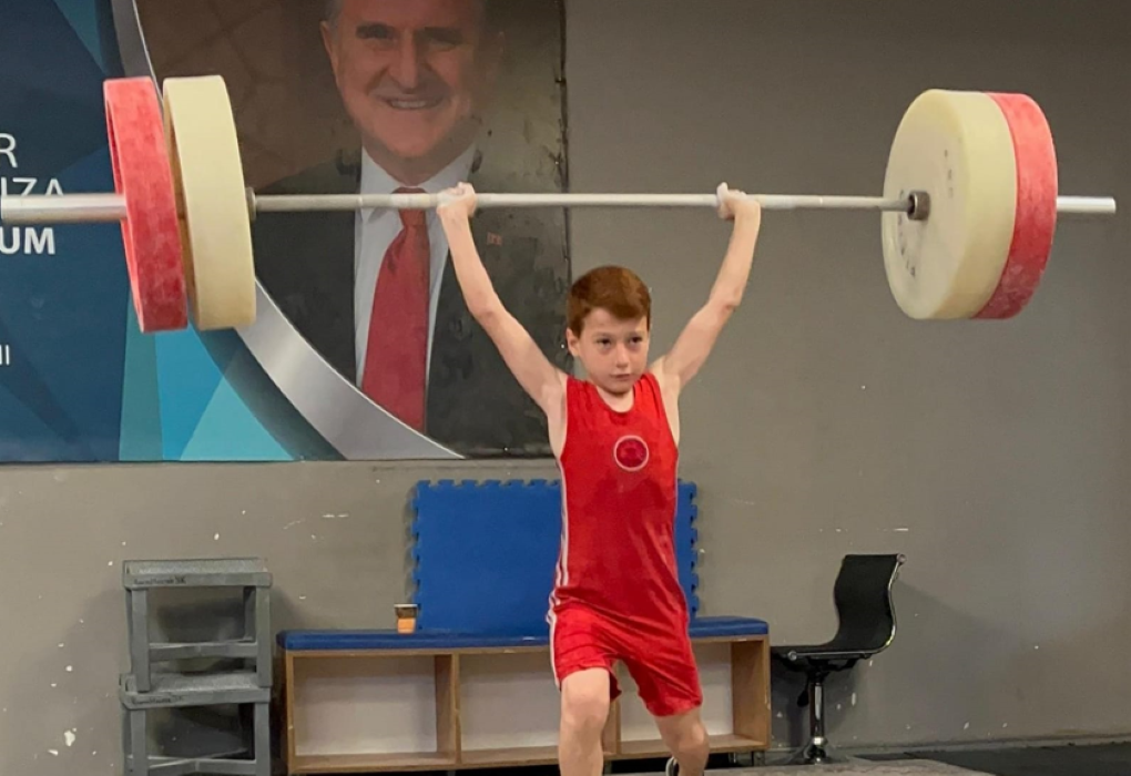 Karataylı Haltercilerden 1 Altın, 3 Gümüş Madalya!