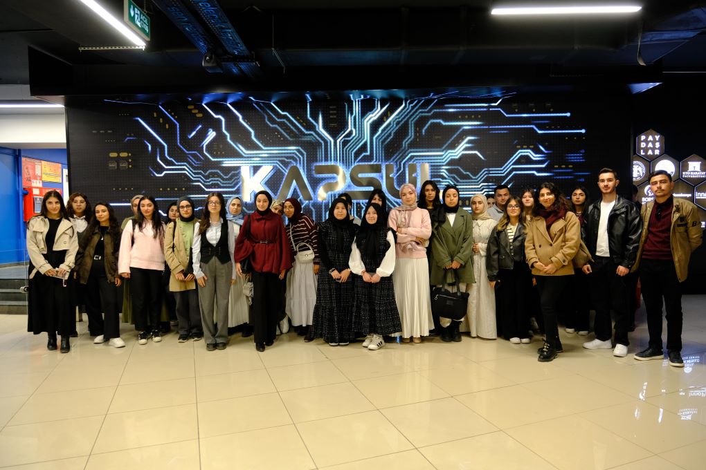 Gençlik Meclisi Üniversiteli Gençleri Bir Araya Getiriyor!