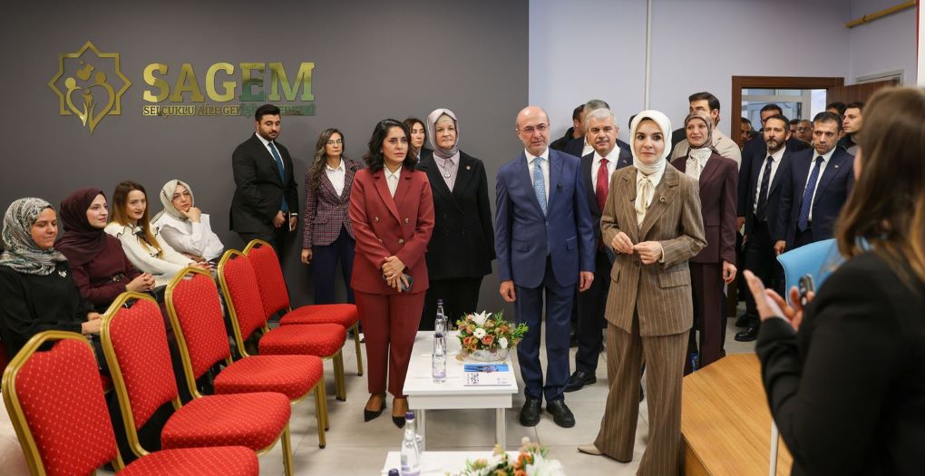 Bakan Göktaş Selçukludaki SAGEM’de Aile Odaklı Hizmetleri İnceledi!