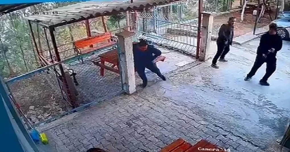 Okul Bahçesinde Silahlı Saldırı: Müdür Ağır Yaralı, Öğrenci Ve Babası Tutuklandı