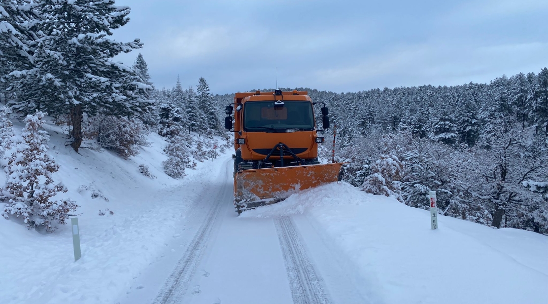 Konya Büyükşehir Kış Mesaisinde: 31 İlçede 1.885 Personel Ve 790 Araç Görev Başında