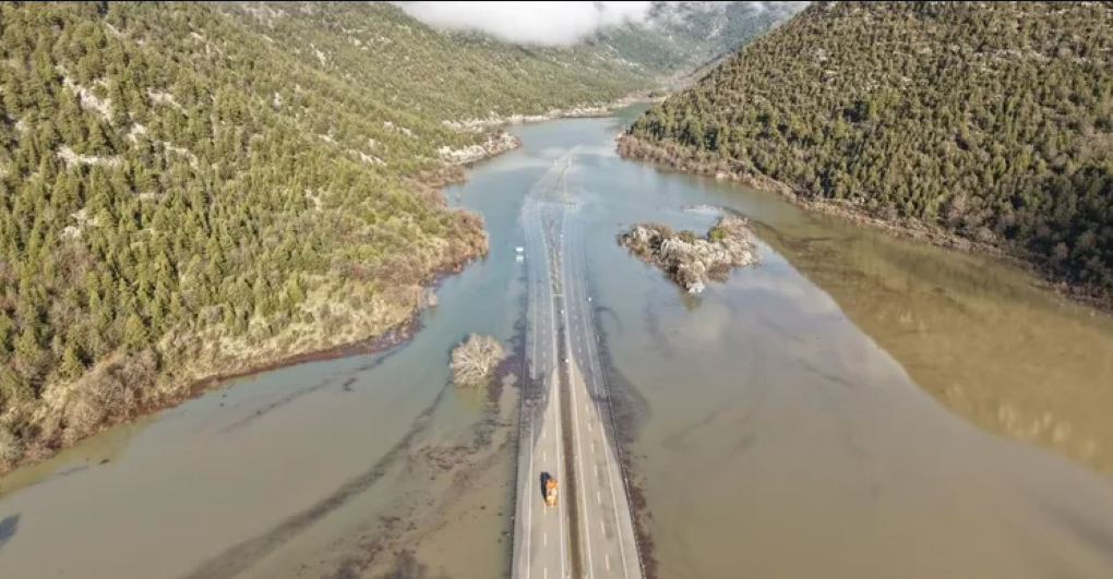 Antalya–Konya Yolu Göle Döndü! Selin Boyutu Havadan Görüntülendi!