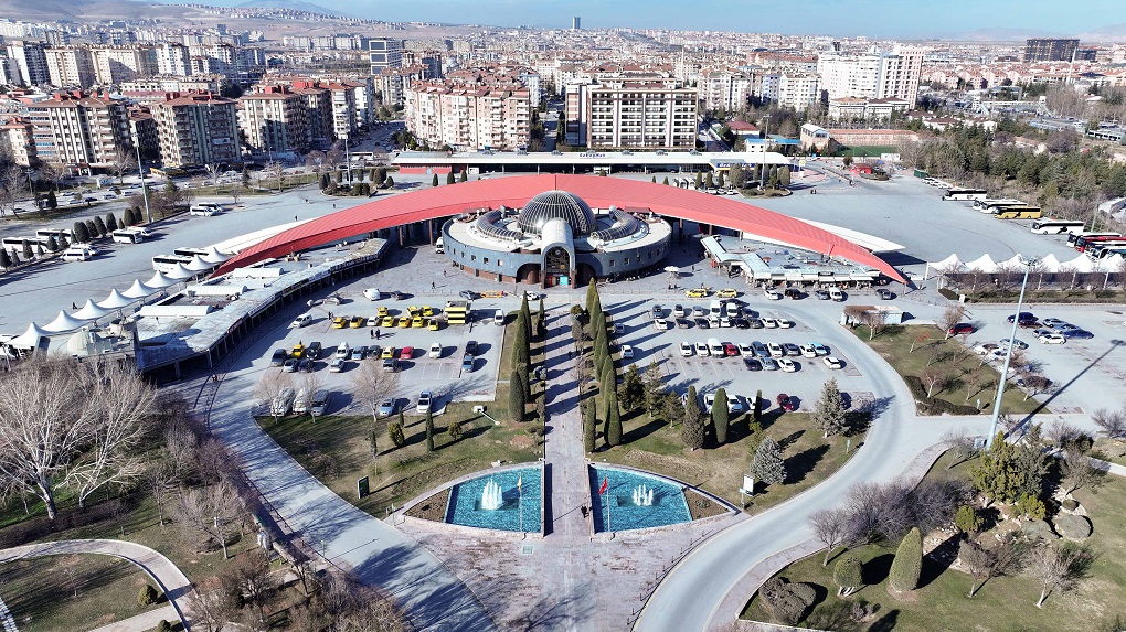 Konya Otogarı’nda Türkiye’de Bir İlk: HGS ile Online Geçiş Dönemi!