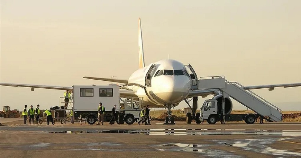 Orta Doğu’da Hava Krizi: 9 Ülkeye Uçuşlar Geçici Olarak Durduruldu