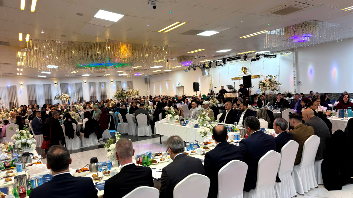 Başkan Altay İsveç’te Konyalılarla Buluştu: “Gönül Bağımız Sınır Tanımıyor”