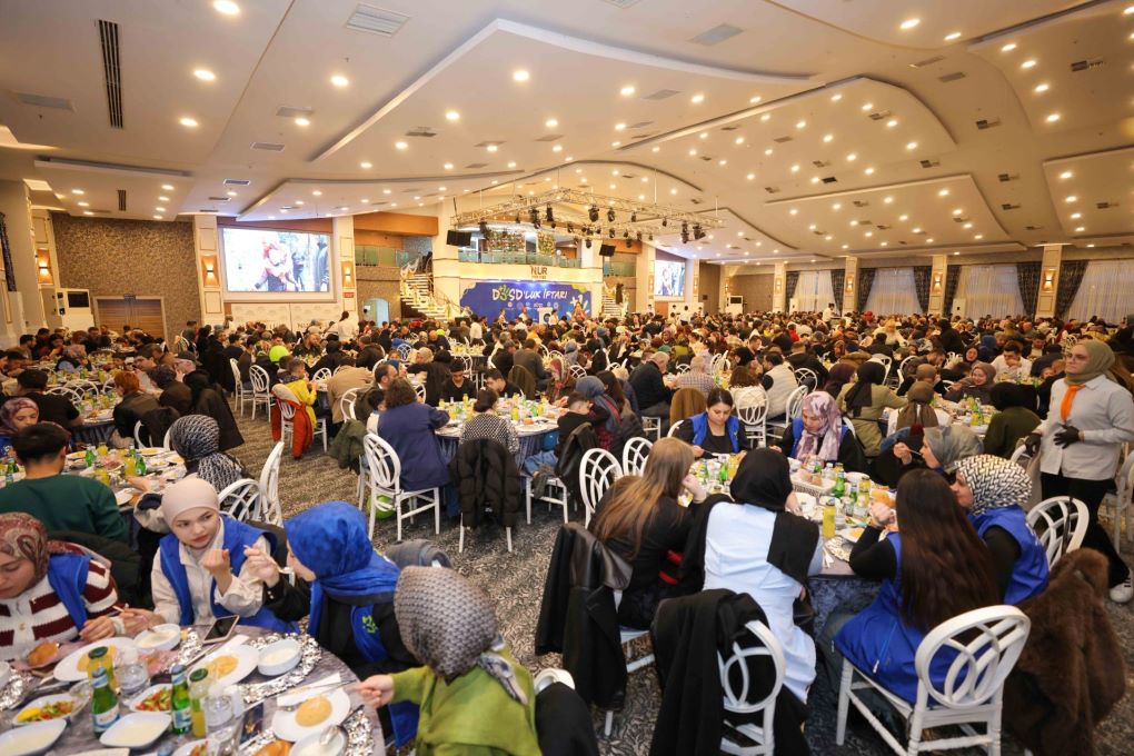 DOSD Meram Ailesi Geleneksel İftar Sofrasında Buluştu