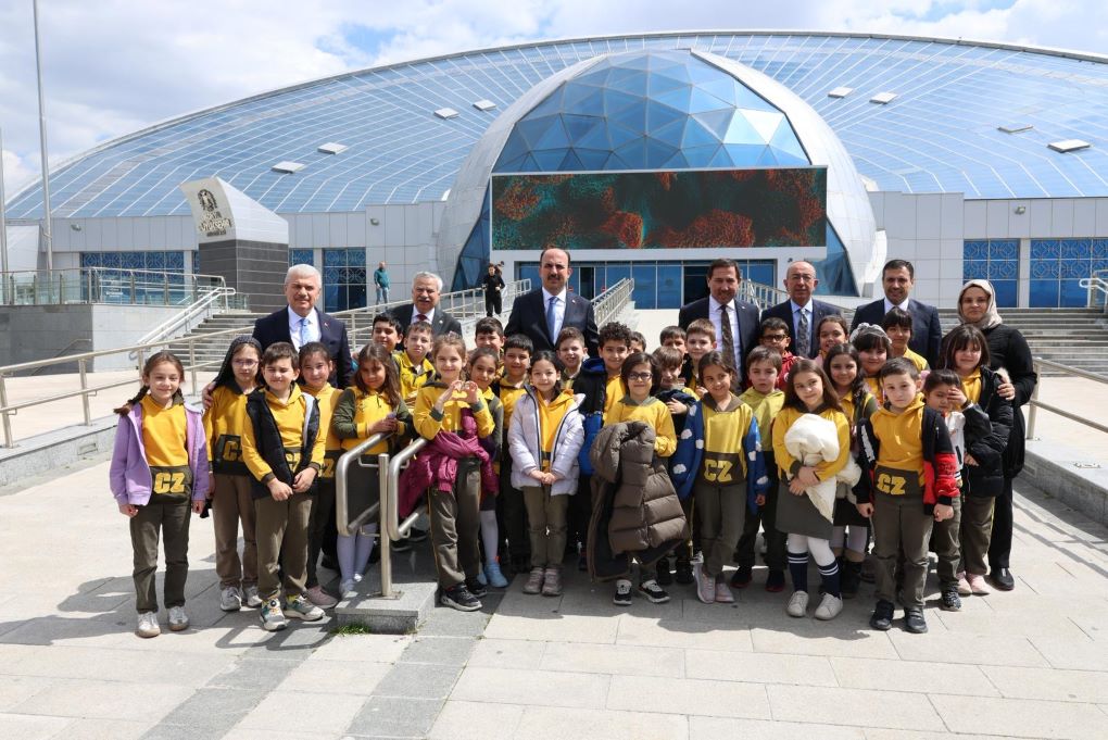 Konya’da Bilim Buluşması: Protokol Öğrencilerle Bir Araya Geldi!