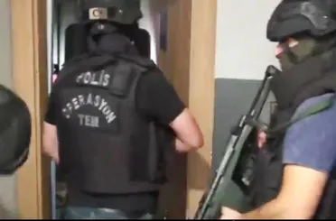 1️1️ ilde FETÖ’ye “KISKAÇ-25” operasyonunda 2️0️ şüpheli yakalandı!