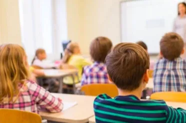 19 milyon öğrenci yarın karne alarak yaz tatiline girecek