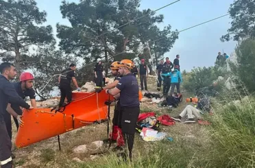 Antalya'nın Konyaaltı ilçesinde teleferik faciası: 1 ölü, 7 yaralı!