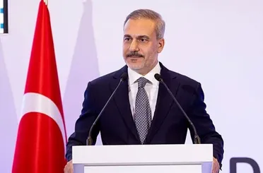 Bakan Fidan: Türkiye, Şam'da Açılan Yeni Sayfada da Yanlarında Olacak!