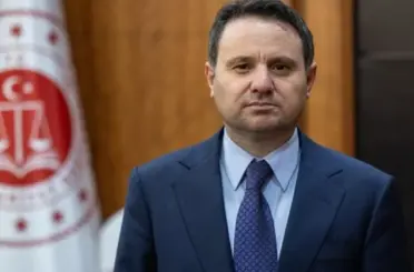 Bakan Gürlek'ten AHBAP Soruşturması Mesajı: "Toplanan Her Bağışın Hesabı Verilebilmelidir"