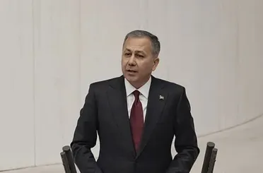 Bakan Yerlikaya gün gün ülkesine dönen Suriyeli sayısını açıkladı!