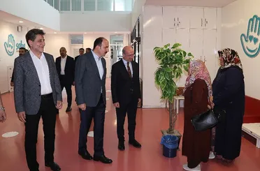 Başkan Altay, 2 Nisan Dünya Otizm Farkındalık Günü’nde SOBE’yi Ziyaret Etti