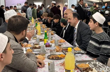 Başkan Altay Çumralıların Ramazan Bereketine Ortak Oldu!