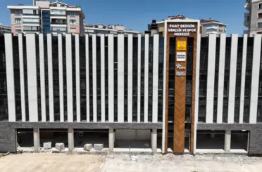 Başkan Altay: “Fuat Sezgin Gençlik ve Spor Merkezi Tamamlanmak Üzere”