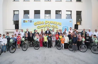 Başkan Altay, "Güle Oynaya Camiye Gel" Projesinde Çocuklarla Sabah Namazında Buluştu