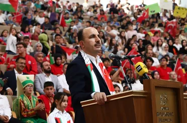 Başkan Altay: “Her daim hakikatin yanında, zalimin karşısında olacağınıza inancım tamdır”