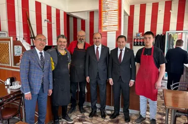 Başkan Altay, Kılca ve Kavuş Karaman Caddesi’nde Vatandaşlarla Buluştu