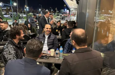 Başkan Altay Şehir Merkezinde Gençlerle Buluştu