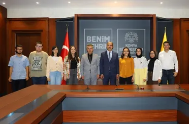 Başkan Altay YKS’de İlk 100’e Giren Konyalı Öğrencilerle Buluştu