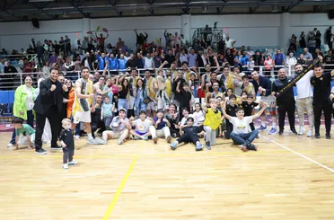 Büyükşehir Belediyespor Basketbol Takımı Adım Adım Finale Yürüyor