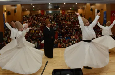 Büyükşehir Konya’da Yurtlarda Kalan Depremzedelere Sema Programlarıyla Moral Veriyor