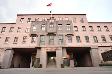 Ege’de Dikkat Çeken Gelişme! MSB’den Yunanistan’a Meis Üzerinden Kritik Uyarı