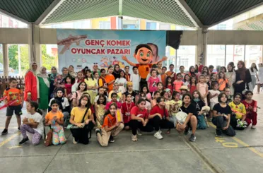 Genç KOMEK 2. El Oyuncak Pazarı ile Çocuklara Çevre Bilinci Aşılandı