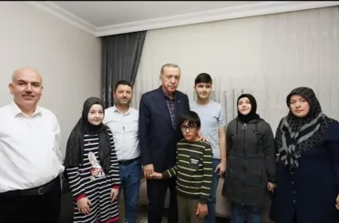 Görme engelli hafız Ravzanur : ‘Tayyip dedeme kendi ellerimle kek ve çay yaptım’