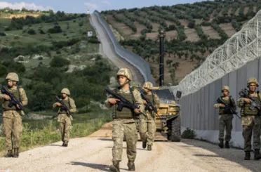 Hudut Kartalları 29 kişiyi yakaladı