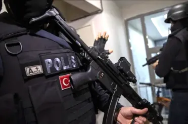 İzmir Merkezli Operasyon: Yasa Dışı Bahis Ağında “Sahte MİT’çi Finansör” Detayı