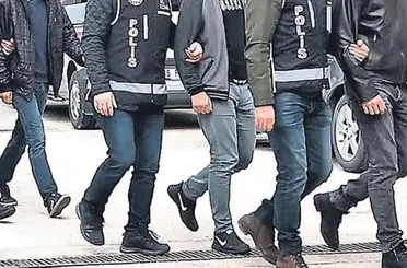 İzmir’de Mali Suç Örgütlerine Büyük Darbe! 23 Şüpheli Yakalandı!