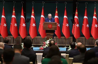 Kabine Kritik Gündemle Toplanıyor: Güvenlikten Ekonomiye Önemli Başlıklar Masada