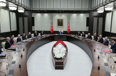 Kabine toplanıyor gündem başlıkları: Ekonomi, seçim sonuçları ve olası Irak harekatı!