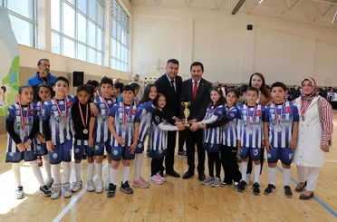 Karatay’da Geleneksel Çocuk Oyunları Heyecanı