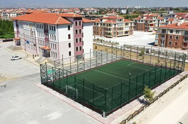 Karatay’dan Okullara 22 Milyonluk Spor Yatırımı