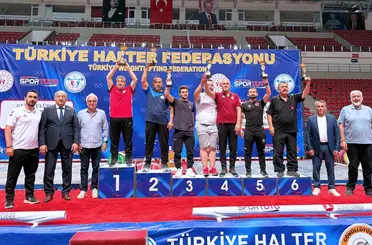 Karataylı Halterciden Büyük Başarı! Türkiye Şampiyonası’nda 3 Bronz Madalya