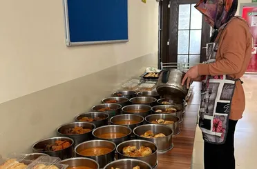 KOMEK ve ASEM’de Dayanışma ve Yardımlaşma Ruhu Ramazan Ayında Da Devam Ediyor