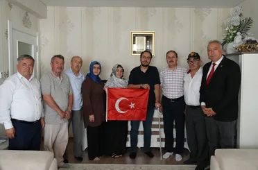 Konya Büyükşehir 15 Temmuz Gazilerini Evlerinde Ziyaret Etti!